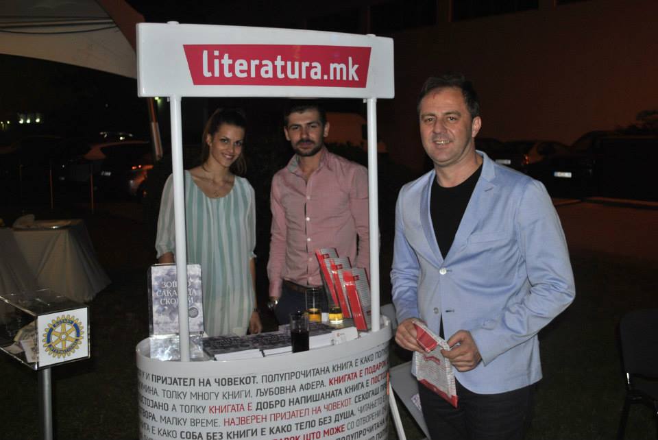 10288702_689774777725097_3775319331336241889_n